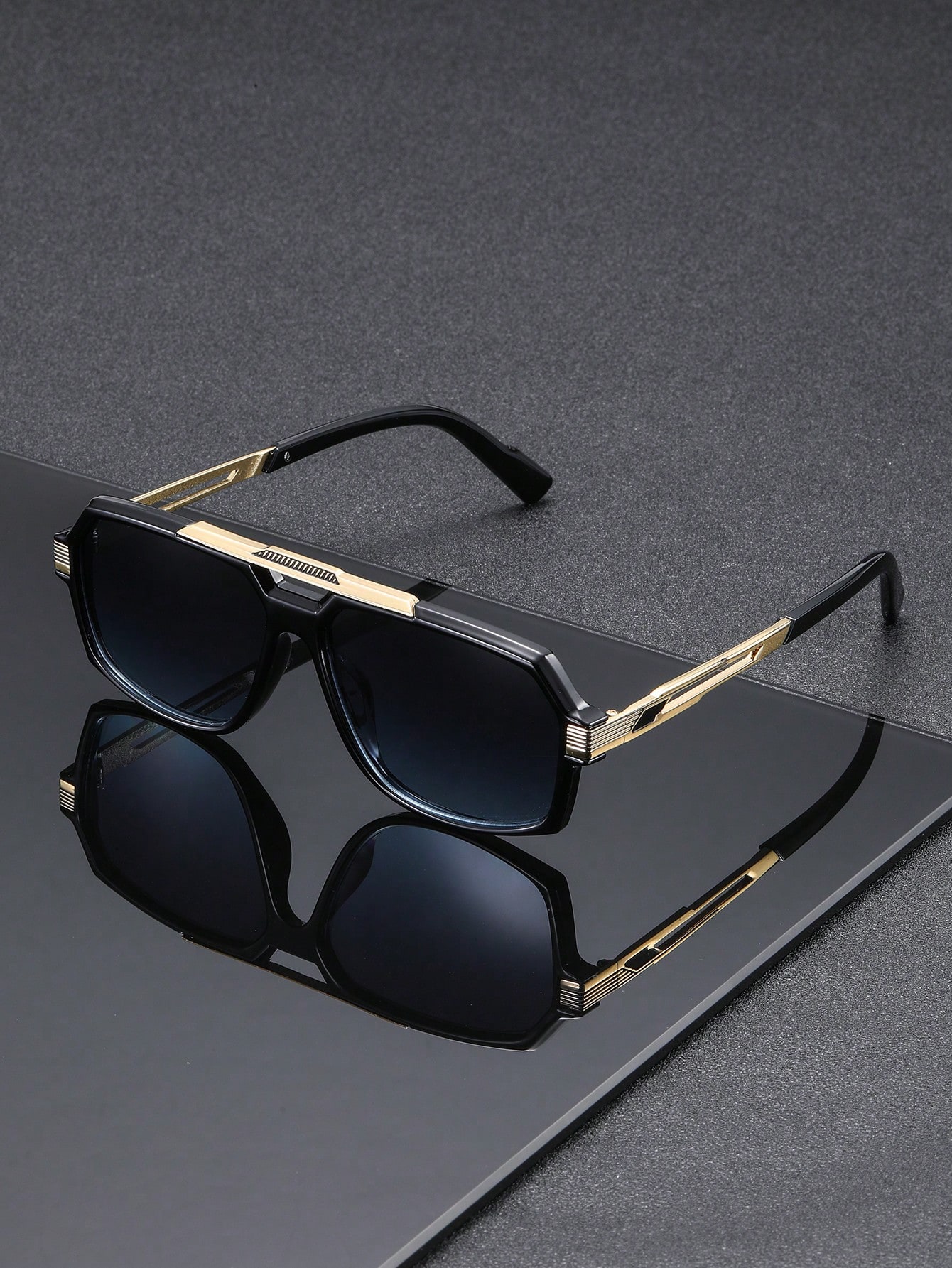 1 pair of men's T transparent  - Metal Photo Panel review and price
